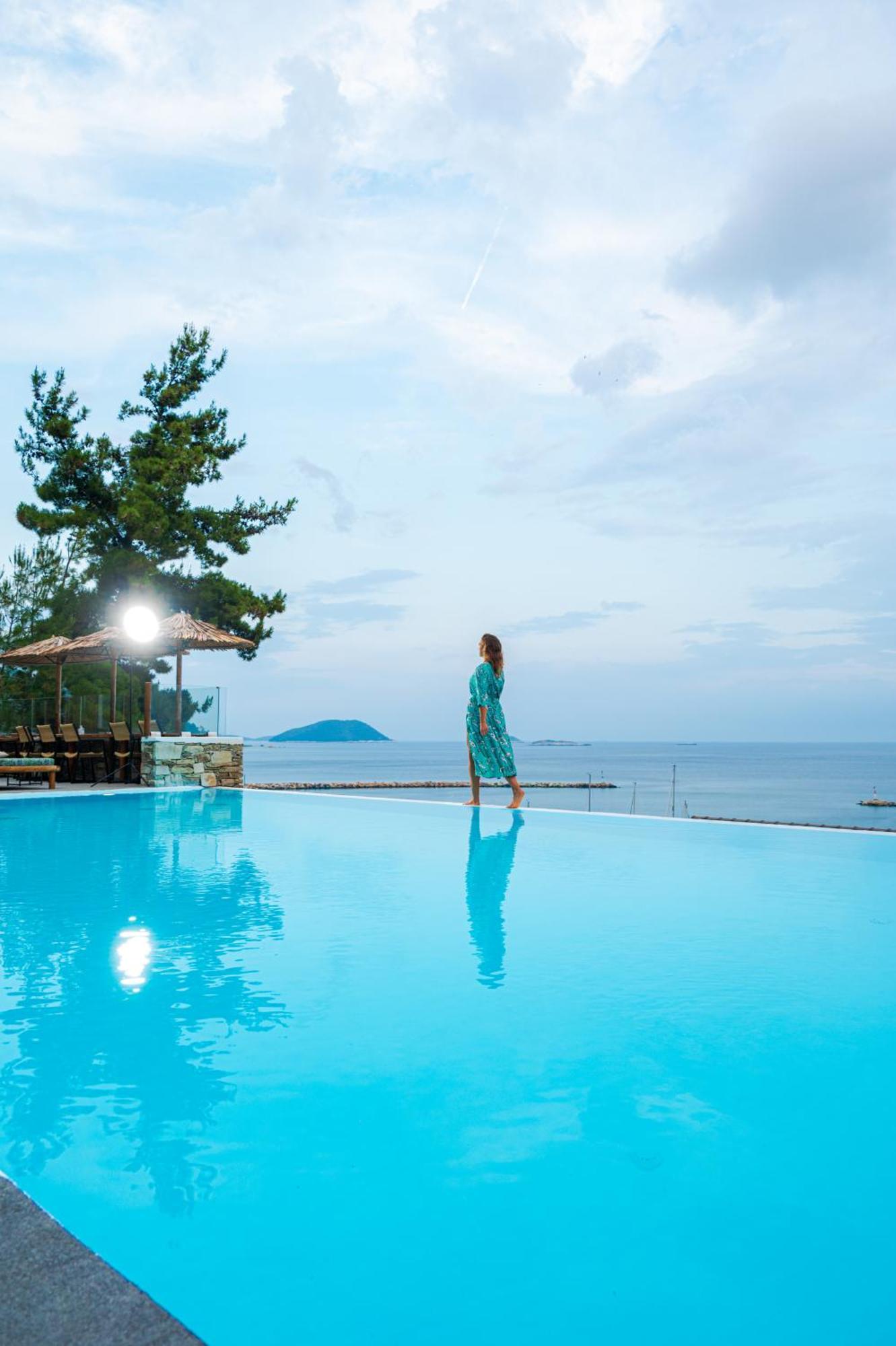 Natura Luxury Boutique Hotel Skopelos Loutraki  Esterno foto