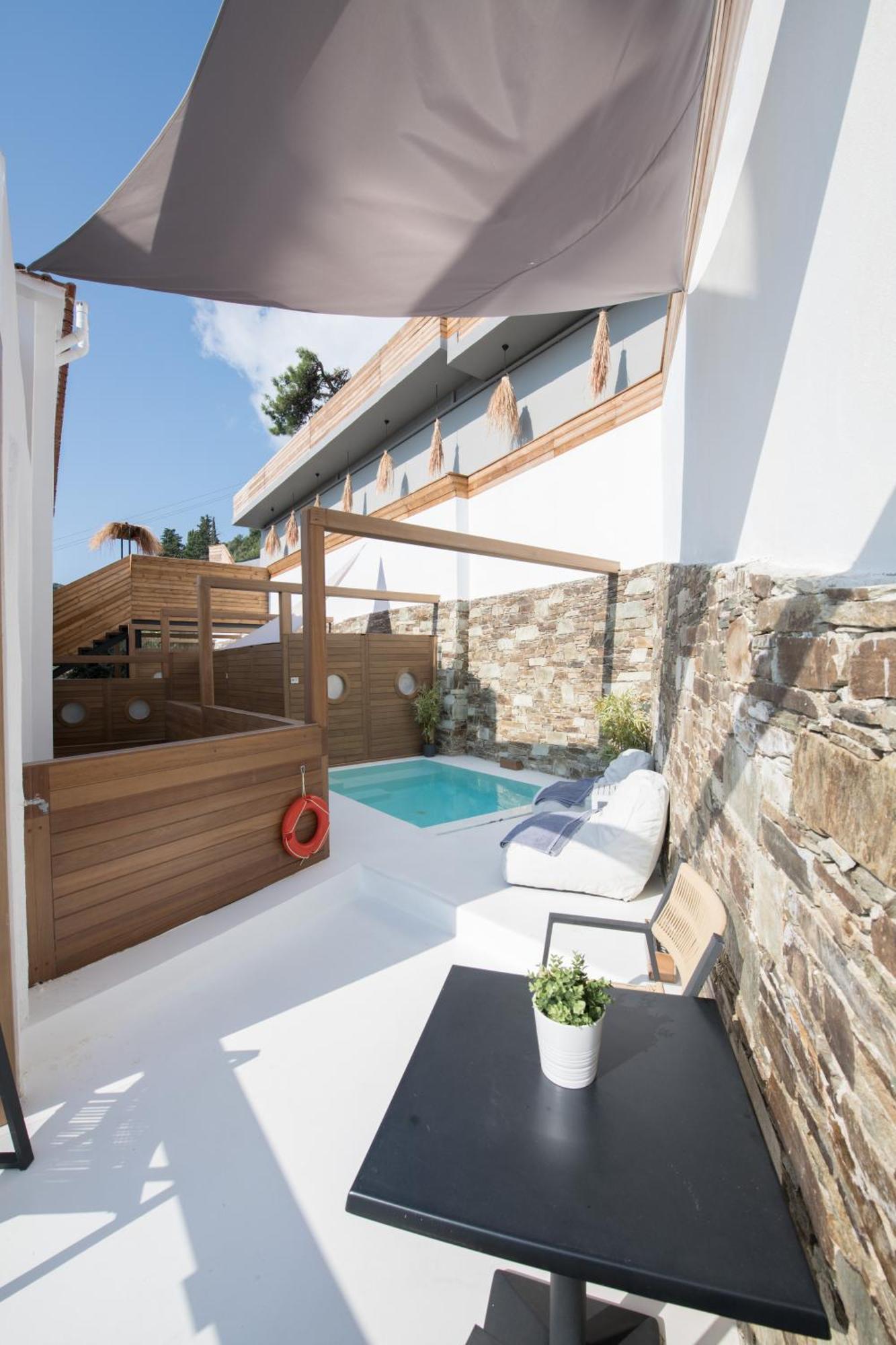Natura Luxury Boutique Hotel Skopelos Loutraki  Esterno foto